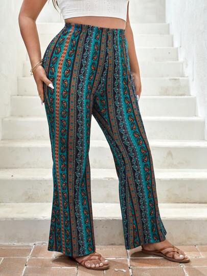 SHEIN VCAY Plus Paisley Print Flare Leg Trousers