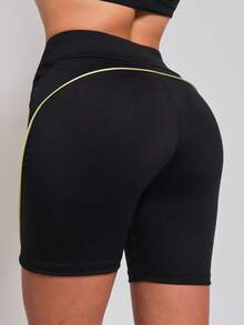 SHE(IN) BRASIL 拼接滾邊寬腰帶運動短褲 - 黑色 - 查看 2