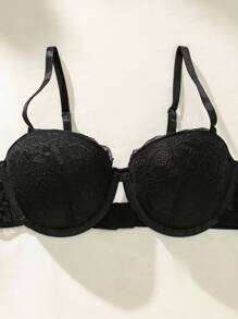 SHEIN Floral Lace Underwire Bra & Panty Lingerie Set