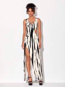 LALA BELTRÁN 滿版印花腰部鏤空高衩連衣裙 - 黑與白 - 查看 1