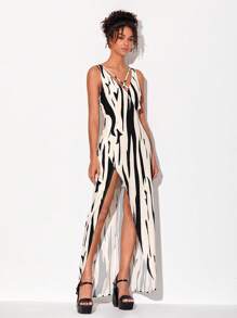 LALA BELTRÁN 滿版印花腰部鏤空高衩連衣裙 - 黑與白 - 查看 5