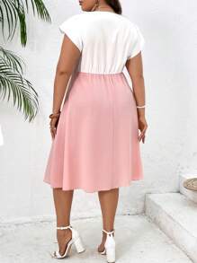 SHEIN Holidaya 大碼印花荷葉袖洋裝 - 粉色 - 查看 2