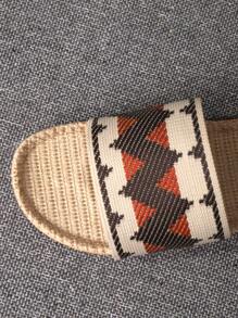 Men Geometric Pattern Slippers For Indoor