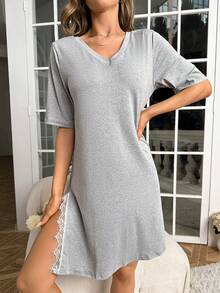 SHEIN 蕾絲邊下擺開叉睡裙