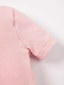 Cozy Pixies 女嬰3入組花卉和字母圖案連體衣