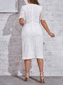 SHEIN Privé 大碼素色蕾絲緊身洋裝 - 白色 - 查看 2