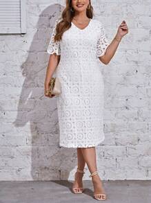 SHEIN Privé 大碼素色蕾絲緊身洋裝 - 白色 - 查看 3