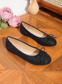 秋冬女士防滑蝴蝶结装饰纯色圆头平底鞋，优雅且适合所有季节