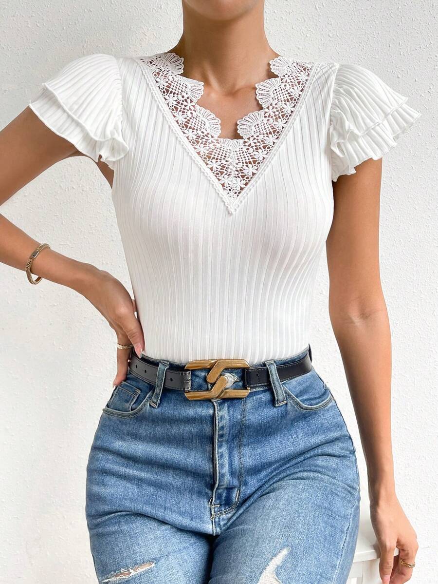 SHEIN Privé 鏤空蕾絲花邊蝴蝶袖連體衣 - 白色 - 查看 1