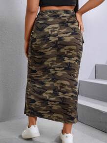 SHEIN EZwear Plus Camo Print Flap Pocket Split Side Skirt - Multicolor - View 2