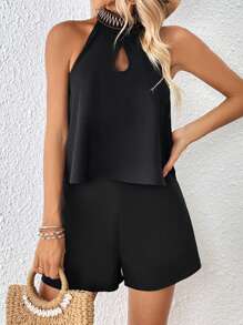 SHEIN VCAY 鎖眼領掛脖上衣和短褲 - 黑色 - 查看 1