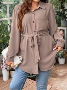 SHEIN Franclia 大碼補丁貼口袋腰帶襯衫 - 卡其色 - 查看 4