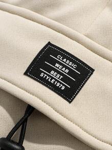 Manfinity RebelGame Men Letter Patched Detail Flap Pocket Side Drawstring Waist Cargo Shorts - Apricot - View 6