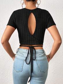 SHEIN Essnce 十字交叉後綁帶短款T恤 - 黑色 - 查看 2