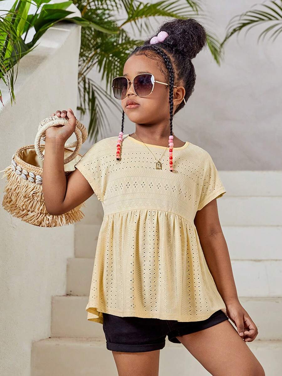 SHEIN Chica preadolescente Camiseta unicolor con bordado con ojal peplum - Amarillo - Ver 1
