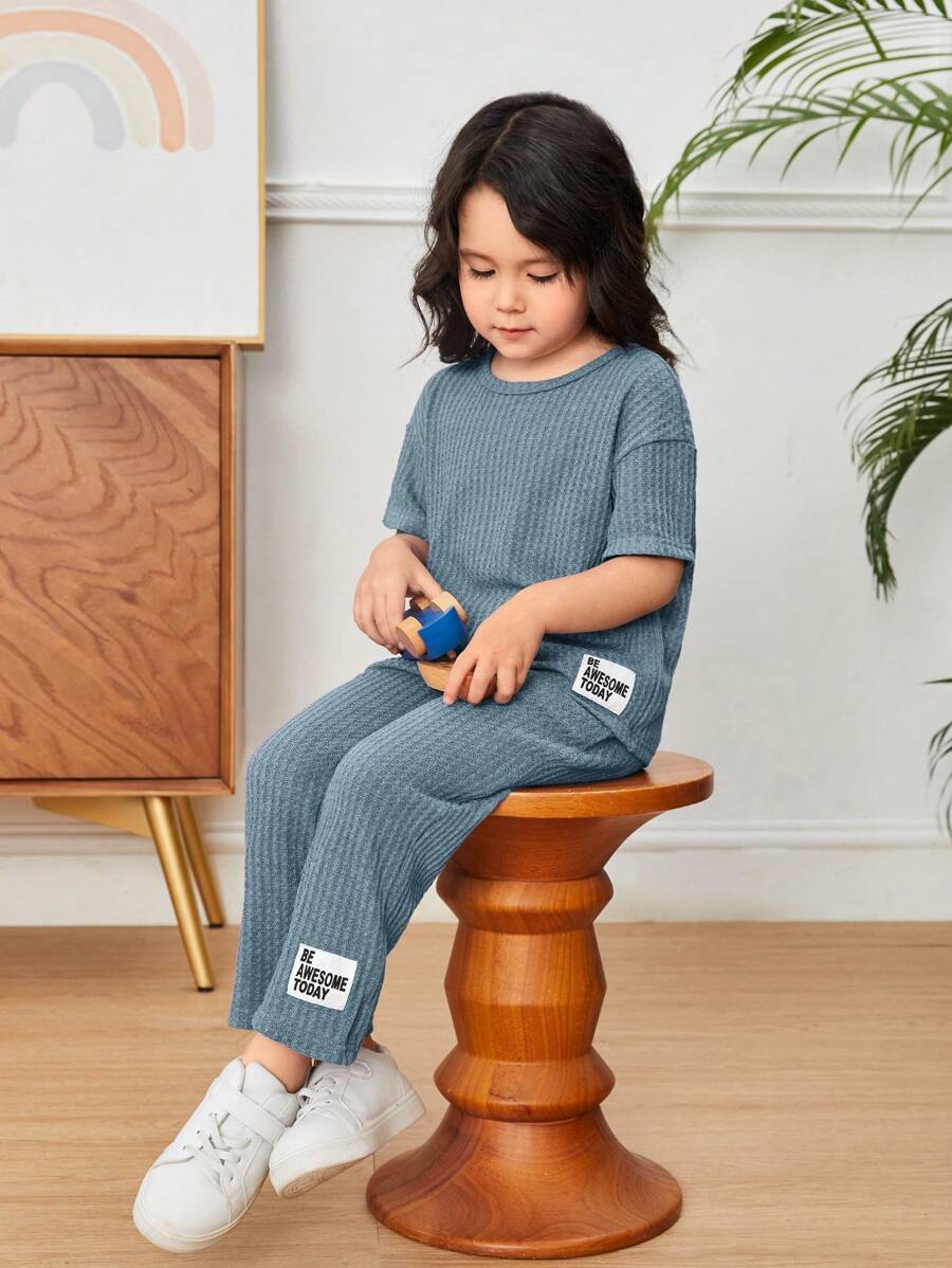 SHEIN 女小童字母貼布落肩T恤和褲子 - 霧霾藍 - 查看 1