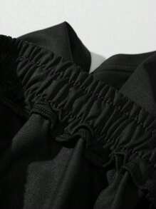 ROMWE MEN Goth Guys Skull & Letter Graphic Tee & Drawstring Waist Shorts - Black - View 3