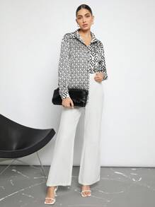 BizChic 幾何印花落肩袖襯衫 - 黑與白 - 查看 3