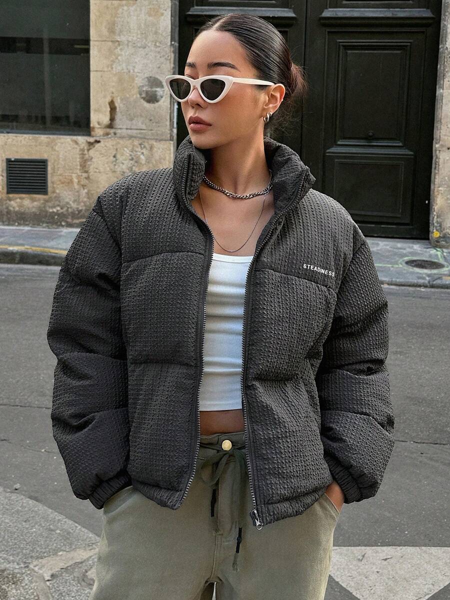 DAZY Áo khoác dày có khóa kéo họa tiết chữ, túi dày, áo khoác mùa đông cho nữ - Màu xám đen - Xem 1