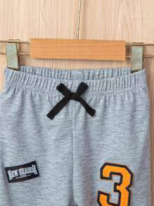 SHEIN 男嬰秋季休閒運動街頭風格印花標籤和灰色褲子 - 淺灰色 - 查看 3