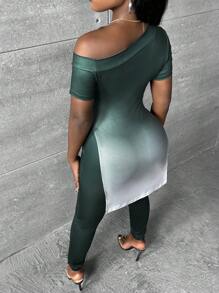 Slaydiva Bóng Đồ họa Chữ cái Cổ không đối xứng Viền chia cắt Áo thun và Leggings - Nhiều màu - Xem 2