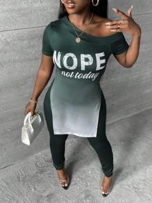 Slaydiva Bóng Đồ họa Chữ cái Cổ không đối xứng Viền chia cắt Áo thun và Leggings - Nhiều màu - Xem 5