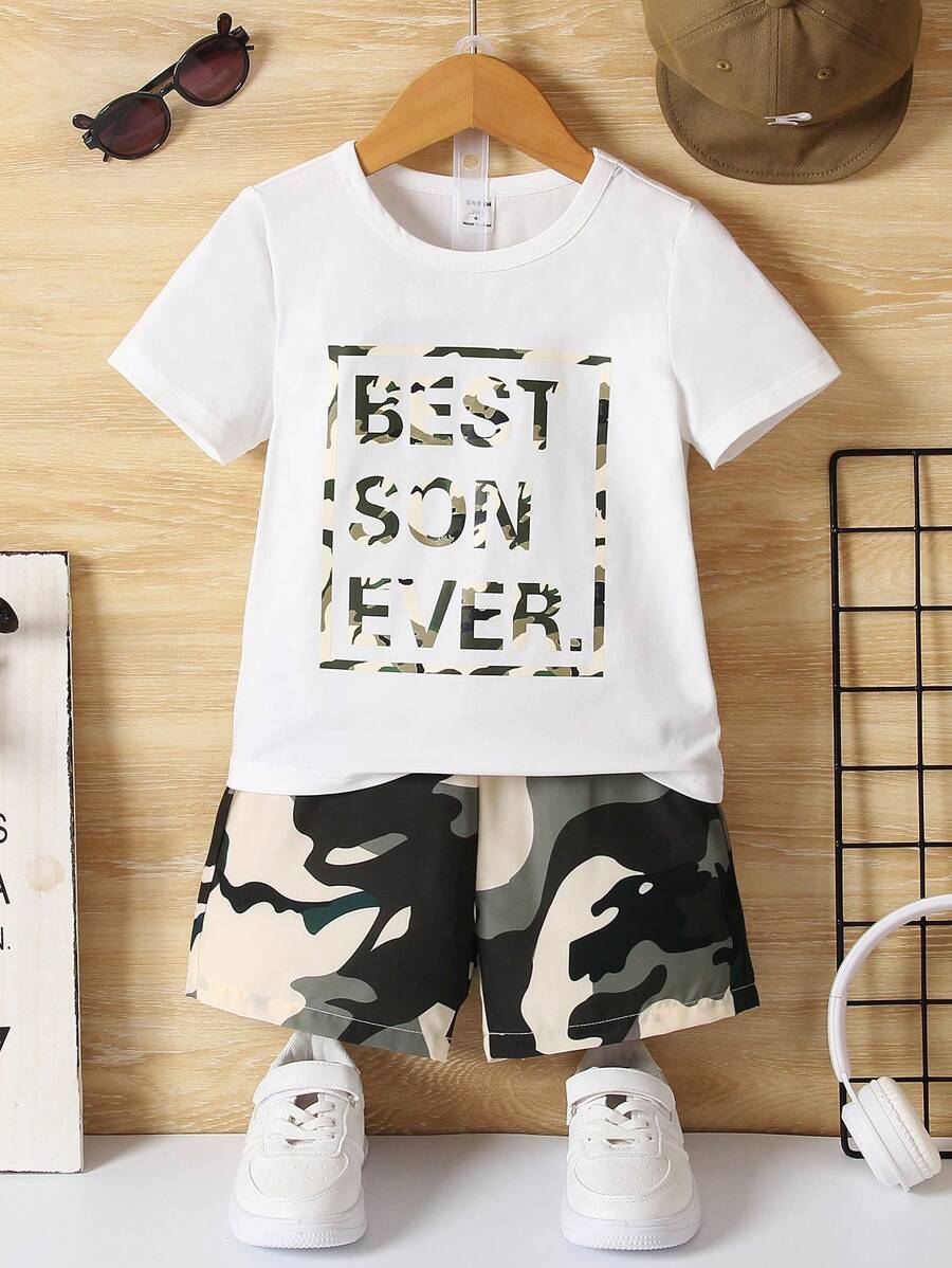 SHEIN Kleinkind Jungen T-Shirt mit Buchstabengrafik und Shorts mit Camo Print - Verschiedenfarbig - Übersicht 1