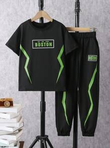 男大童字母圖案T恤和褲子 - 黑色 - 查看 1
