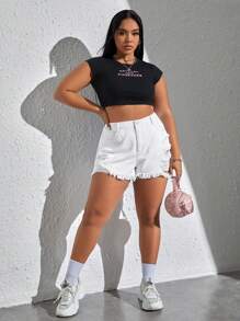 大碼破洞毛邊牛仔短褲 - 白色 - 查看 4