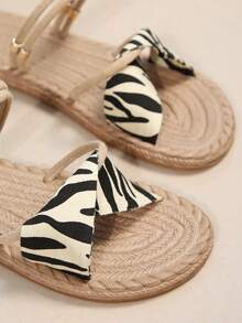 全新夏秋季白色圆头时尚休闲凉鞋，波西米亚风格平底沙滩鞋 - 米色 - 查看 3