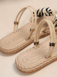 全新夏秋季白色圆头时尚休闲凉鞋，波西米亚风格平底沙滩鞋 - 米色 - 查看 4