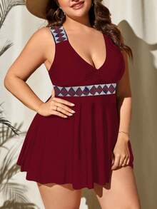 大码几何印花荷叶边下摆比基尼夏季海滩 - 酒紅色 - 查看 5