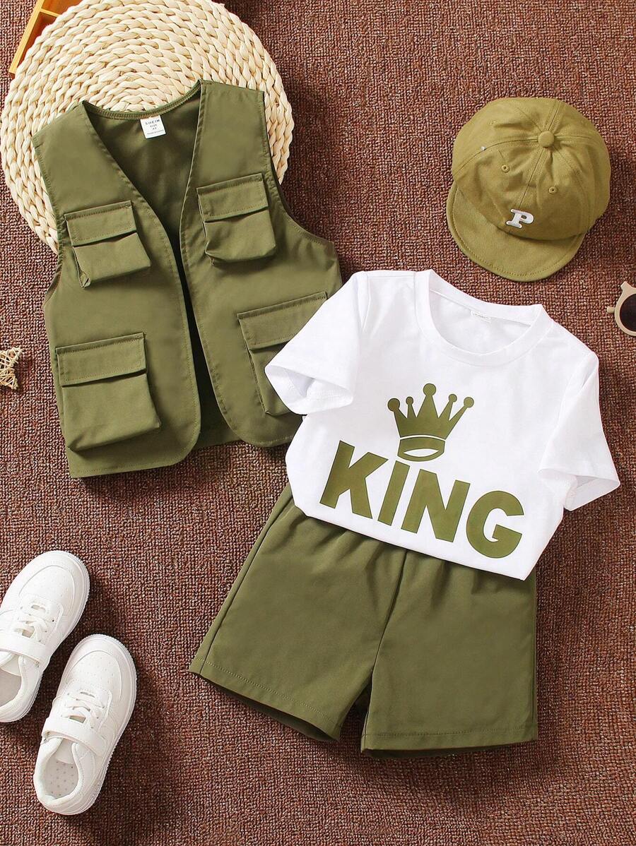 SHEIN 男小童3入組字母圖案T恤&翻蓋口袋夾克背心&短褲套裝 - 軍綠色 - 查看 1