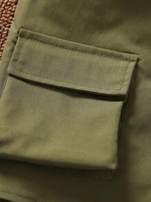 SHEIN 男小童3入組字母圖案T恤&翻蓋口袋夾克背心&短褲套裝 - 軍綠色 - 查看 6