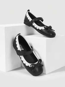 女孩蝴蝶結裝飾貝殼邊方頭公主瑪麗珍平底鞋適用於戶外 - 黑與白 - 查看 6