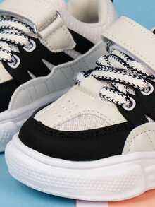 兒童顏色阻塞競技鞋 - 黑與白 - 查看 3