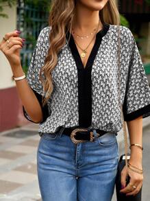 SHEIN LUNE 滿版印花缺口領蝙蝠袖襯衫 - 白色 - 查看 1