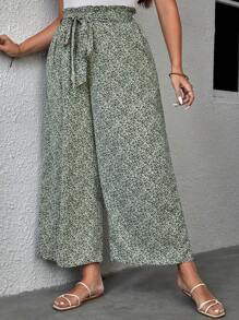 SHEIN LUNE Plus Ditsy Floral Print Paperbag Waist Belted Wide Leg Pants - Green - View 1
