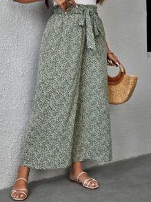 SHEIN LUNE Plus Ditsy Floral Print Paperbag Waist Belted Wide Leg Pants - Green - View 5