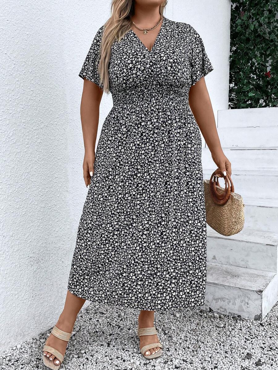 SHEIN Holidaya 大碼碎花蝴蝶袖連衣裙 - 黑與白 - 查看 1