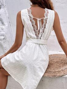 SHEIN Frenchy Ren tương phản Ca-vát Backless Váy có thắt lưng - trắng - Xem 6