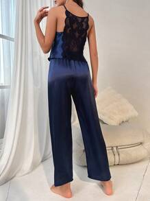 con encaje en contraste de satén Top de tirantes con pantalones Conjunto de pijama - Azul Marino - Ver 3