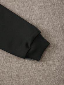 SHEIN Áo len dệt kim có mũ trùm đầu có dây kéo thông thường của Tween Boy có miếng vá - màu đen - Xem 4