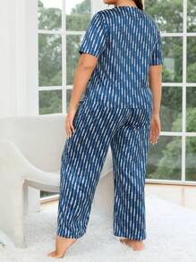 Plus Striped Print PJ Set / Pyjamas Set - Blå - Visa 3