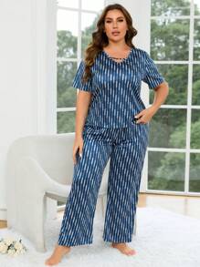 Plus Striped Print PJ Set / Pyjamas Set - Blå - Visa 4