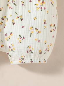 Souflis Souflis Newborn Baby Girl Ditsy Floral Bow Front Ruffle Trim Romper - White - View 4