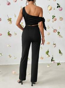 SHEIN Privé 不對稱領側打結短款上衣和褲子 - 黑色 - 查看 2