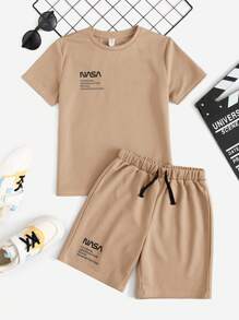 SHEIN cậu bé mười hai Đồ họa Khẩu hiệu Áo thun & Eo dây rút Quần short - Màu Khaki - Xem 1