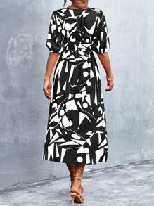 SHEIN Privé Geo Print Surplice Neck Dress