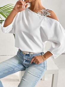 SHEIN Privé 凸花蕾絲貼花不對稱領蝙蝠袖襯衫